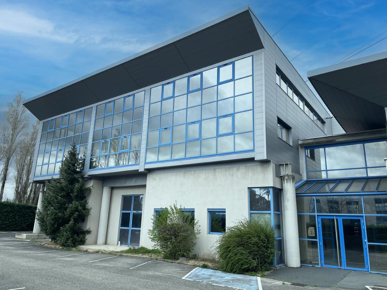 Local d'activité Civrieux-d'Azergues 8538m² Vente local d'activité Civrieux-d'Azergues Rhône OVACT2422185 17